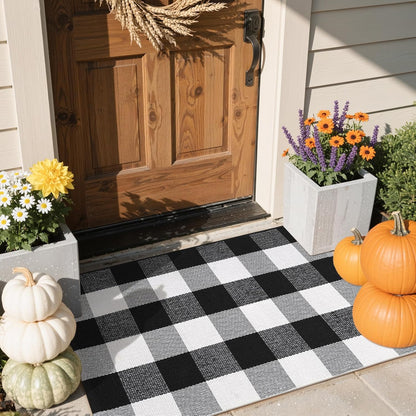 Buffalo Plaid Front Porch Rug, Small Black White 2X3 Outdoor Door Mat, Washable Woven Checkered Entryway Rugs, Welcome Layered Doormats for Farmhouse Kitchen/Bathroom/Patio